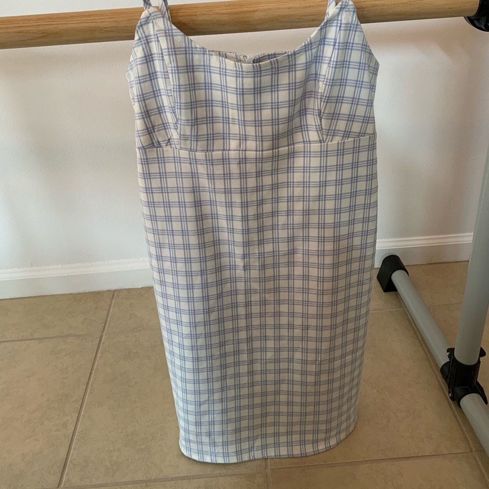 Brandy Melville Colleen dress